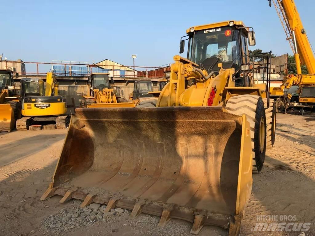 CAT 966H Pyöräkuormaajat