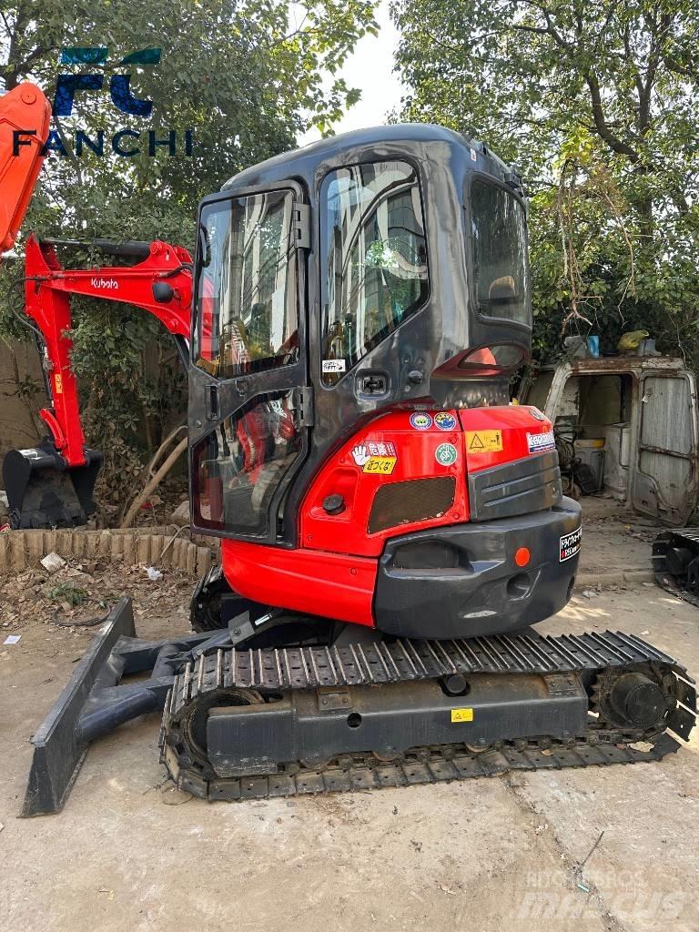 Kubota U 35 Telakaivukoneet