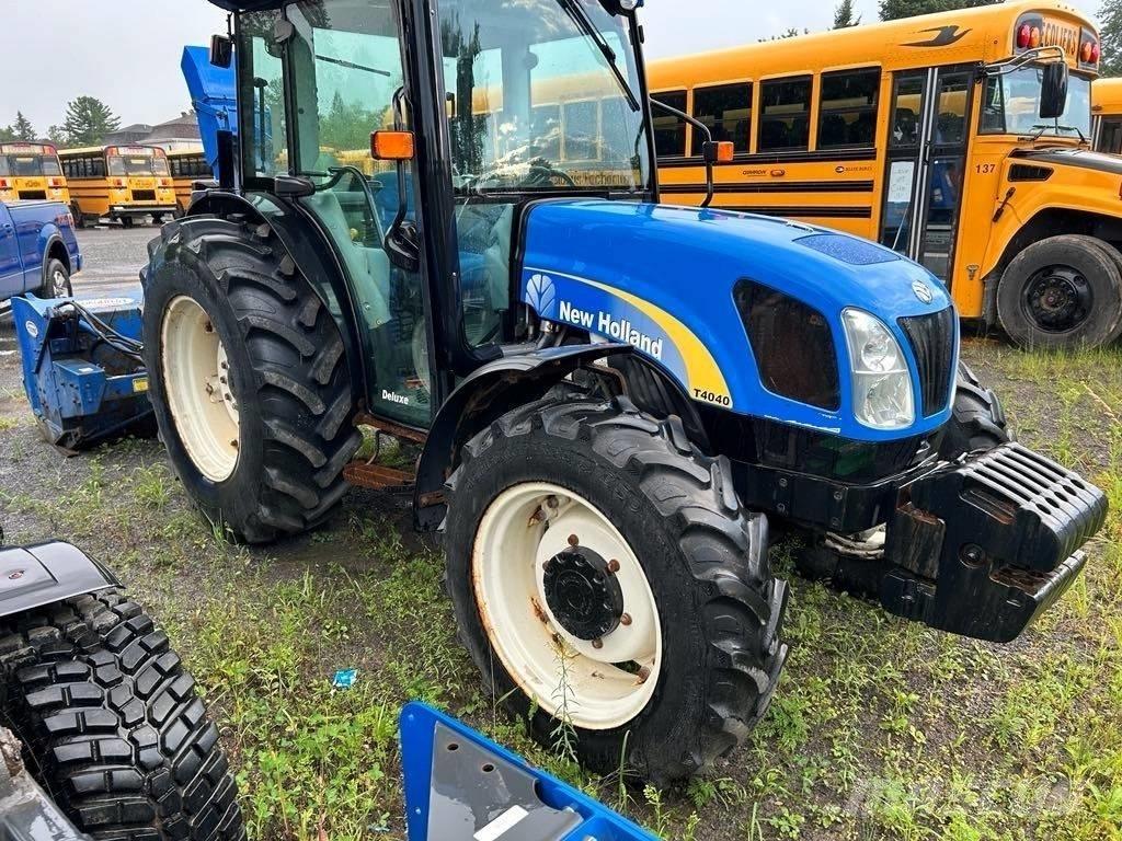 New Holland T 4040 Traktorit