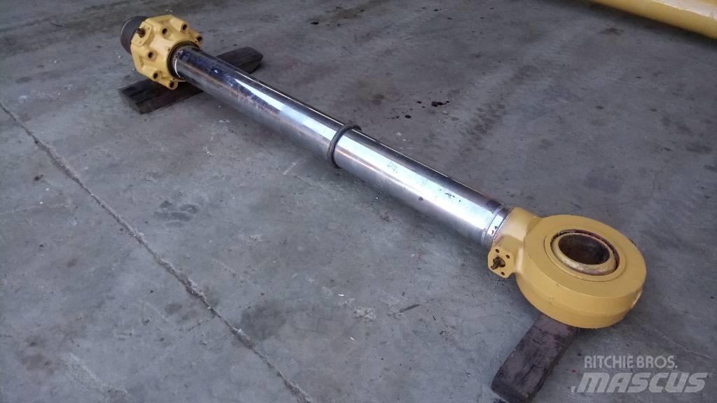 CAT 245 Hydrauliikka
