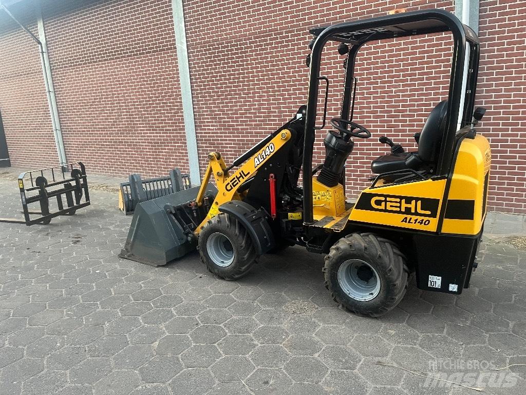 Gehl AL 140 Pienkuormaajat