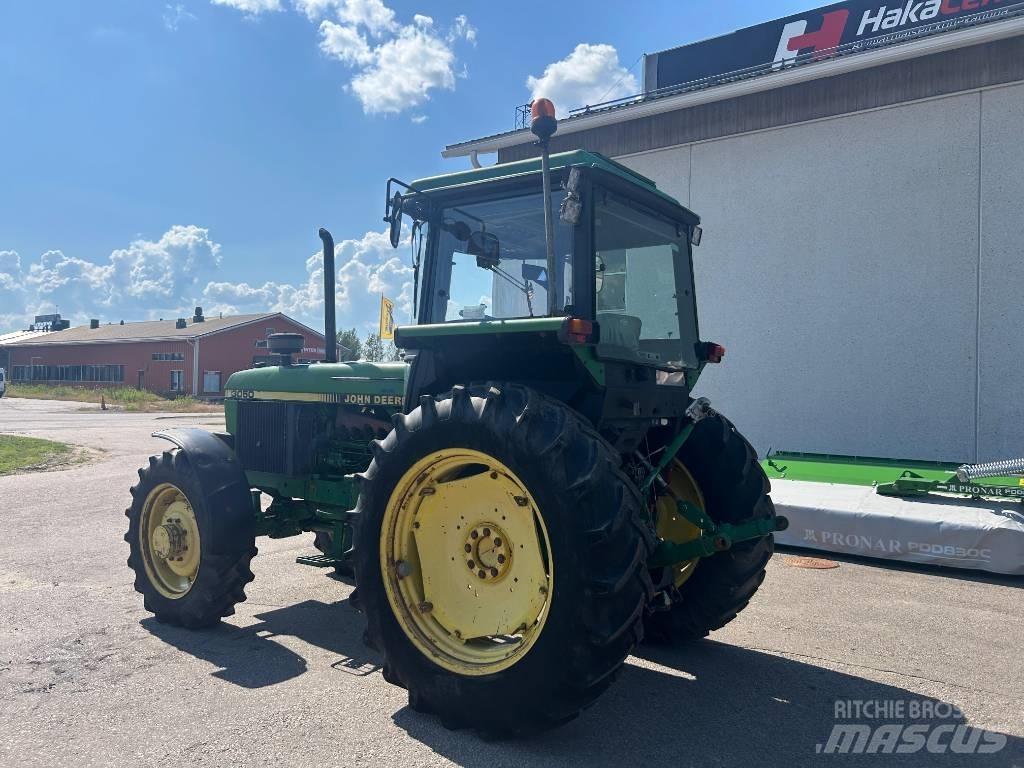 John Deere 3050 Traktorit