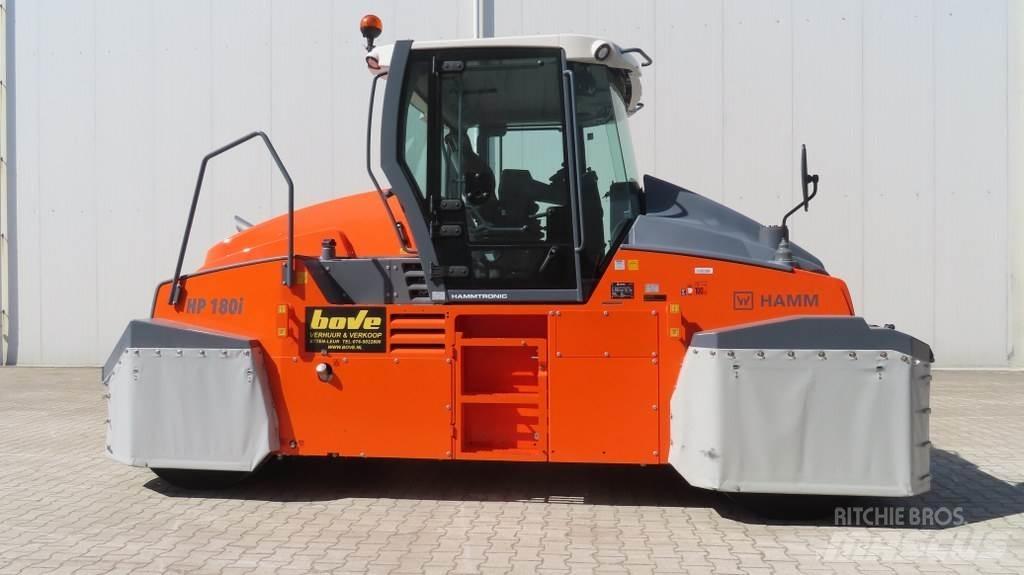 Hamm HP 180i Kumipyöräjyrät