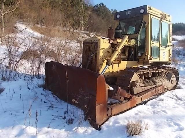 CAT D 5 B Telaketjupuskutraktorit