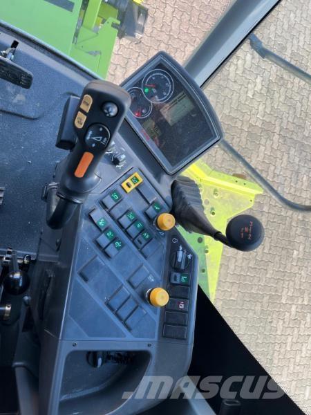 CLAAS AVERO 240 Leikkuupuimurit