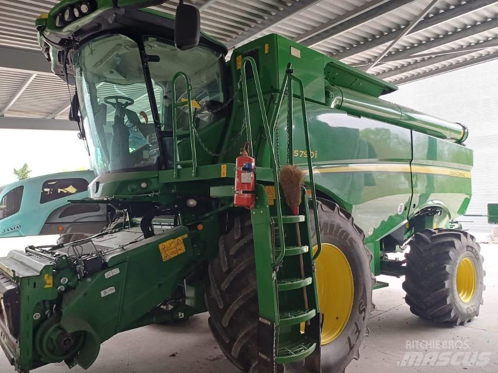 John Deere S790i Leikkuupuimurit