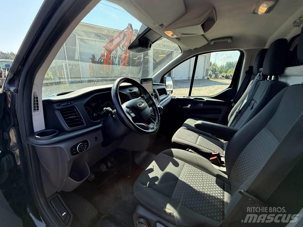 Ford Transit Custom Pakettiautot