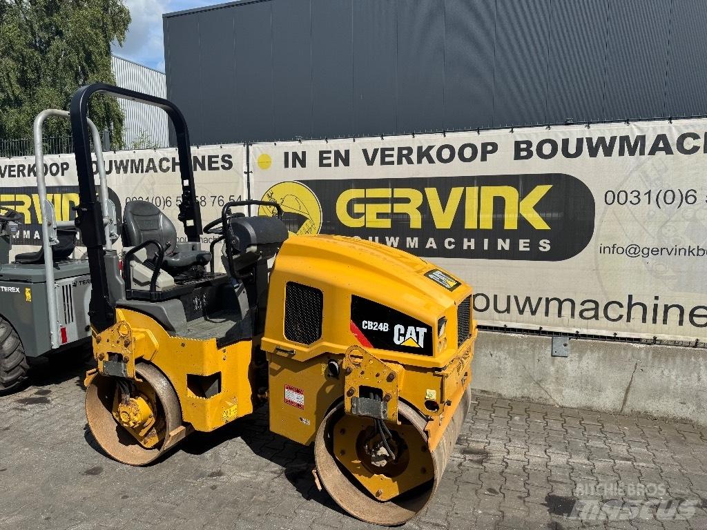 CAT CB 24 B Tandemjyrät