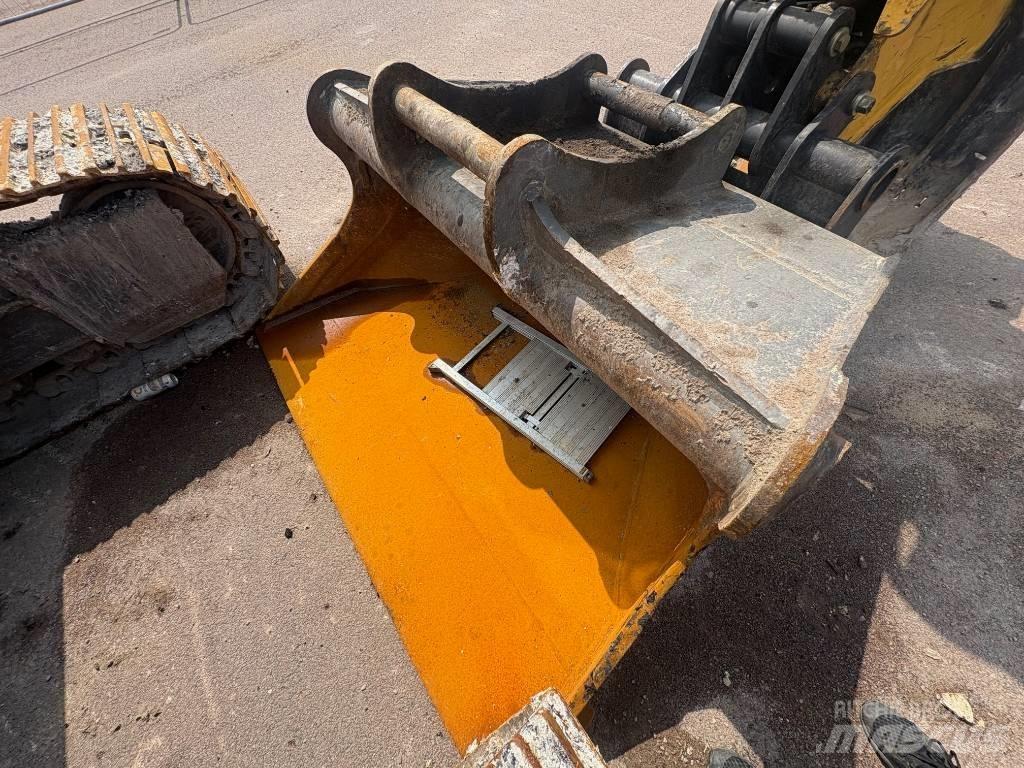 Volvo ECR 235 EL Telakaivukoneet