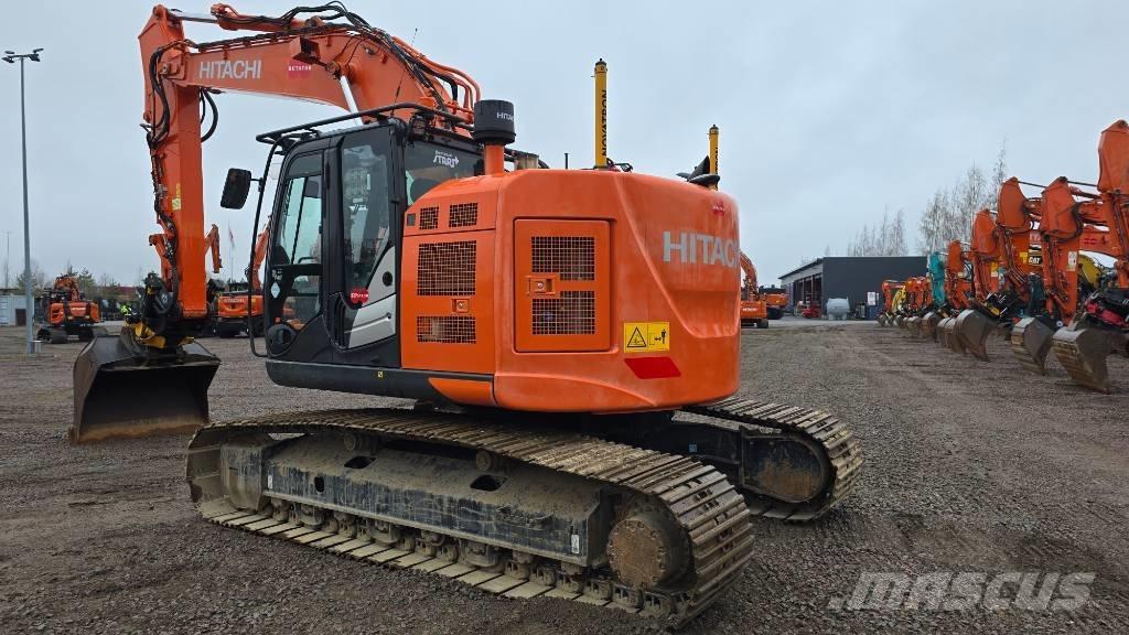 Hitachi ZX 225USLC-6 Telakaivukoneet