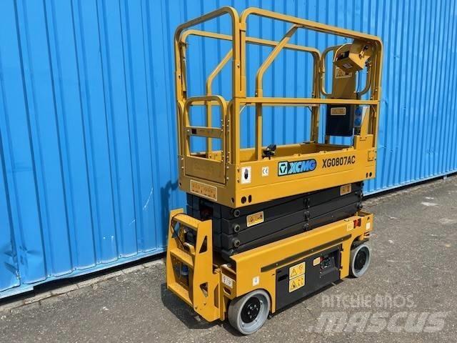 XCMG XG 0807 AC Saksilavat