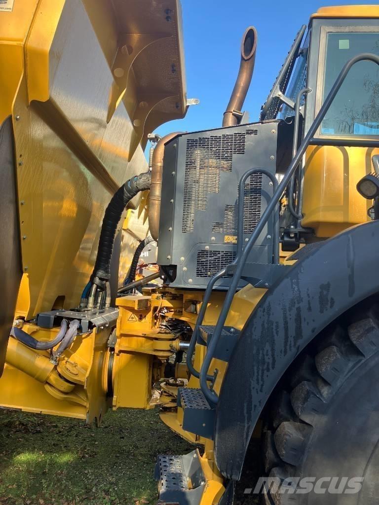 Bell B45E 6x6 Dumpperit