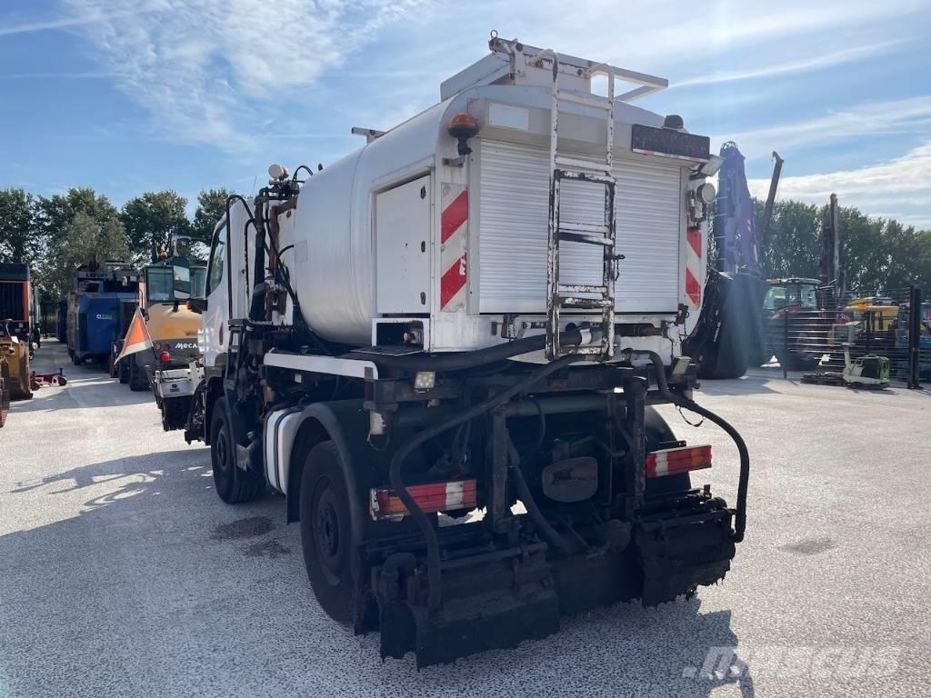 Unimog U20 Bluetec 5 Bitumin levittäjät