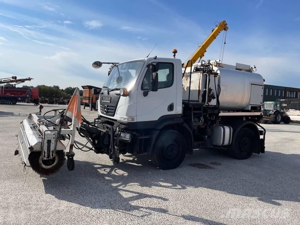 Unimog U20 Bluetec 5 Bitumin levittäjät