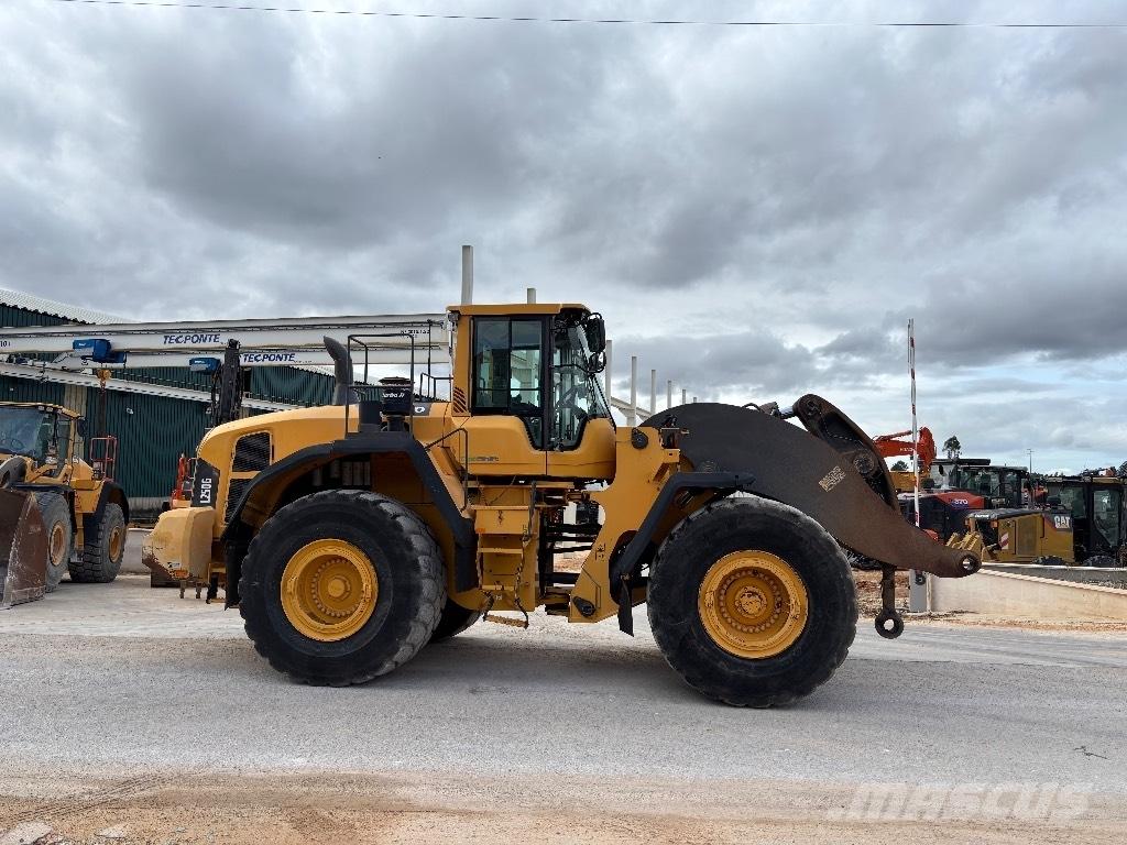 Volvo L 250 G Pyöräkuormaajat