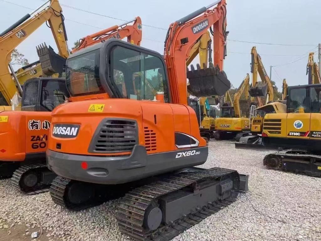 Doosan DX 60 Telakaivukoneet