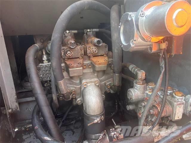 Hitachi EX120 Telakaivukoneet