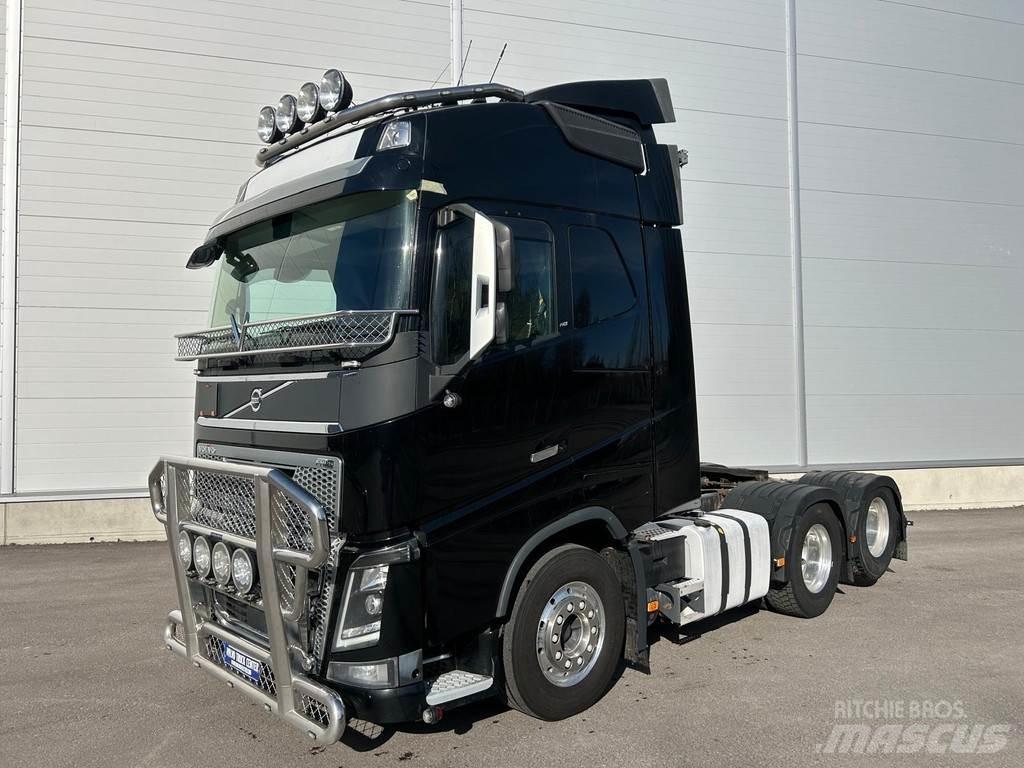 Volvo FH Vetopöytäautot