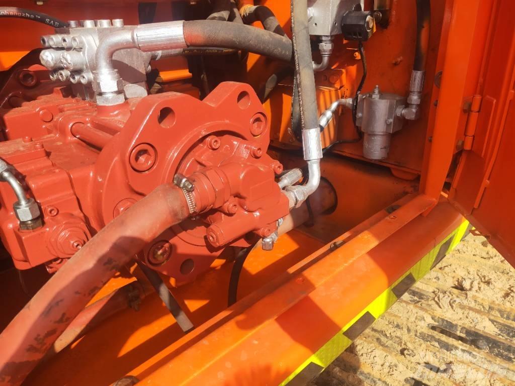 Doosan DH220LC-7 Telakaivukoneet