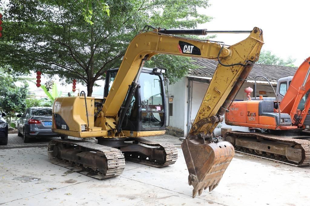 CAT 307 D Telakaivukoneet