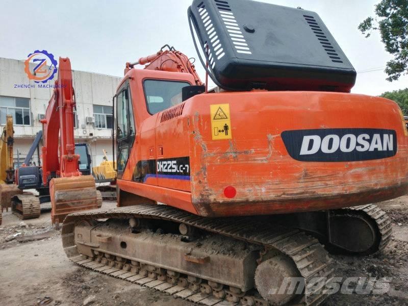 Doosan DH 225 LC-7 Telakaivukoneet