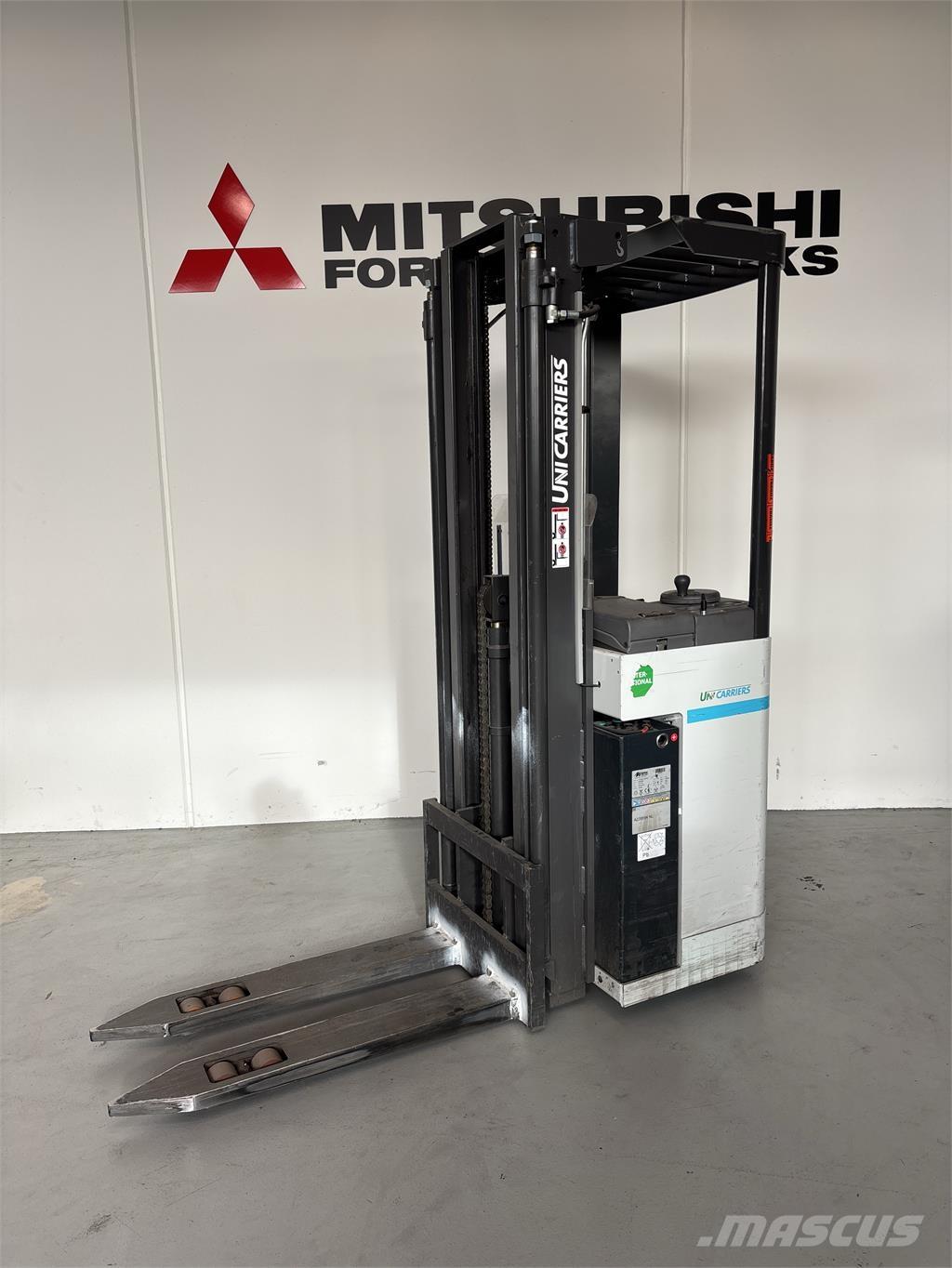 Atlet A160 Ajettavat pinoamisvaunut