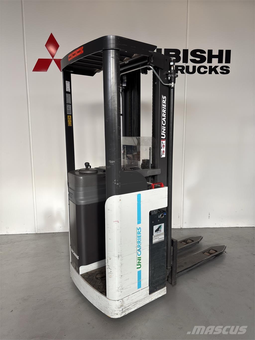 Atlet A160 Ajettavat pinoamisvaunut