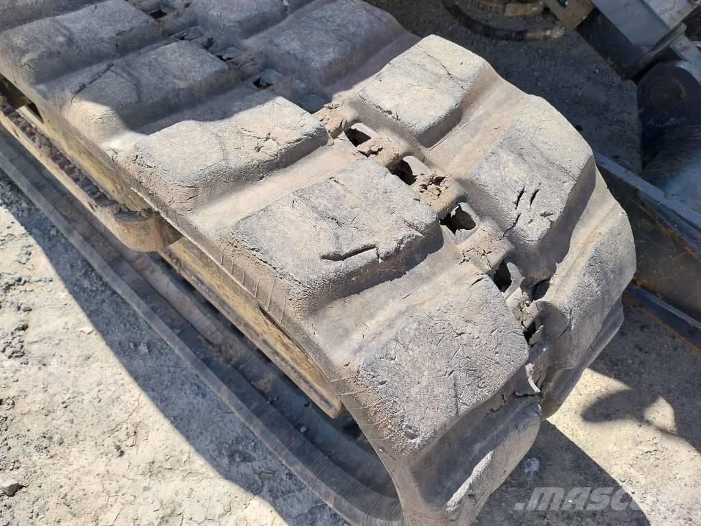 Komatsu PC80MR-5 Midikaivukoneet 7t - 12t