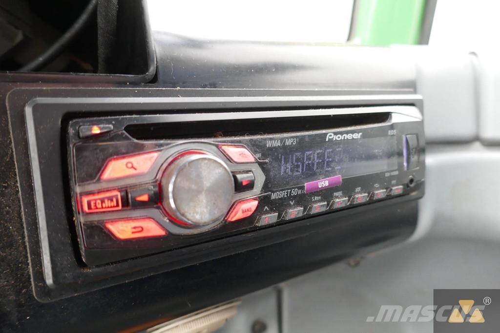 John Deere 1270E Harvesterit