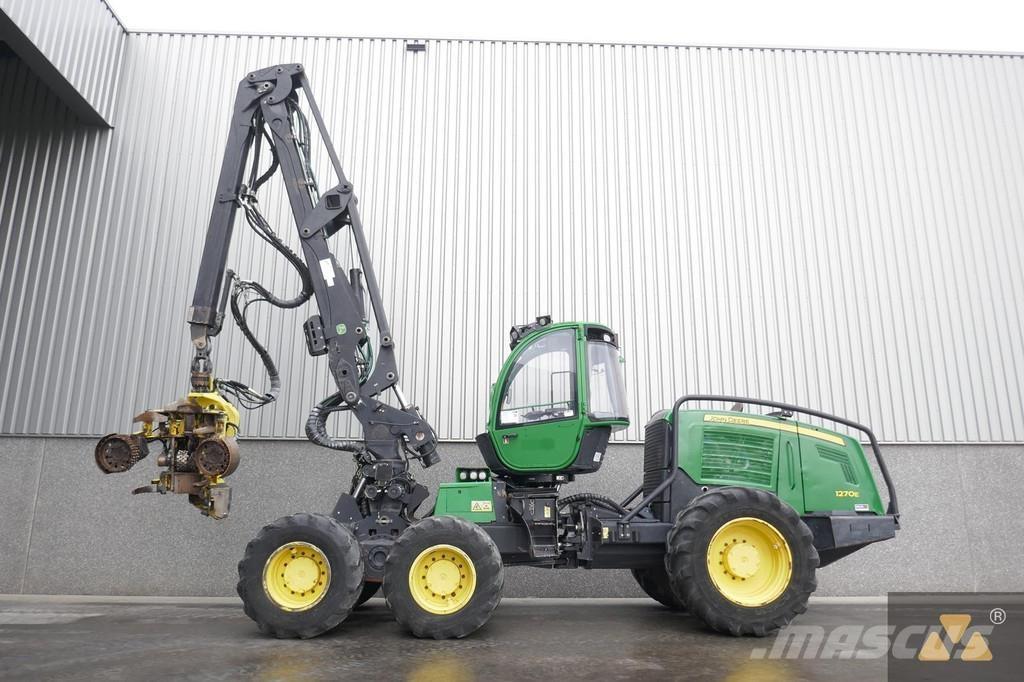John Deere 1270E Harvesterit