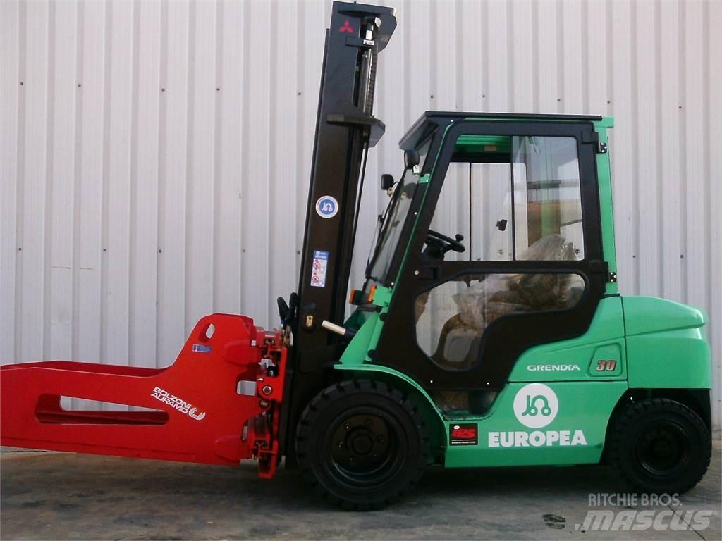 Mitsubishi FD30NTD Dieseltrukit