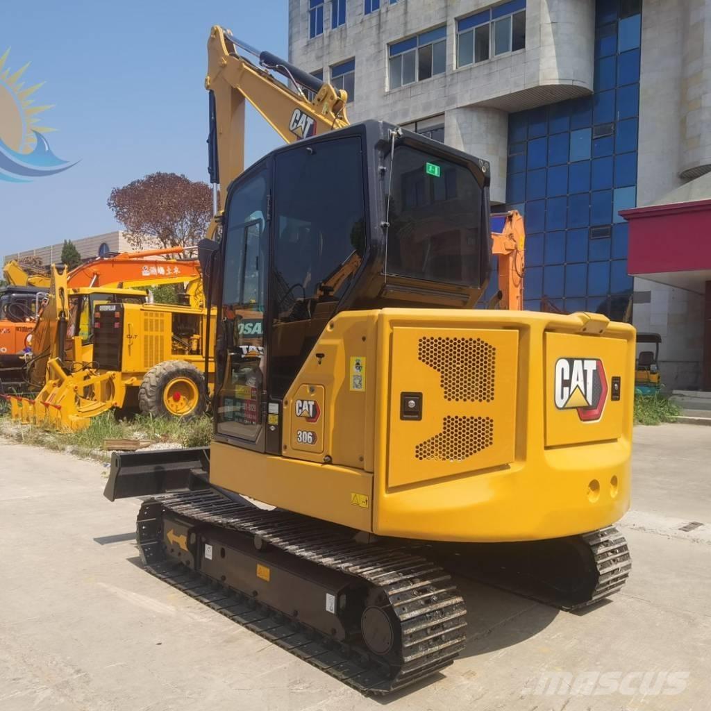 CAT 306 Minikaivukoneet < 7t
