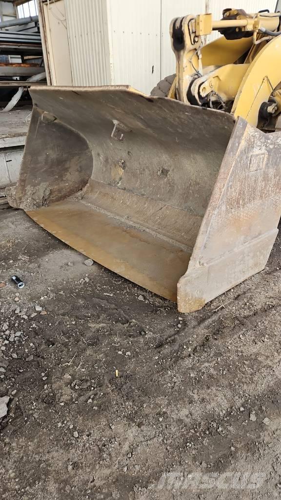 CAT 962 G Pyöräkuormaajat