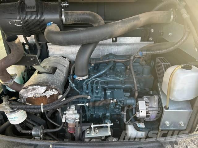 Kubota R 082 Pyöräkuormaajat