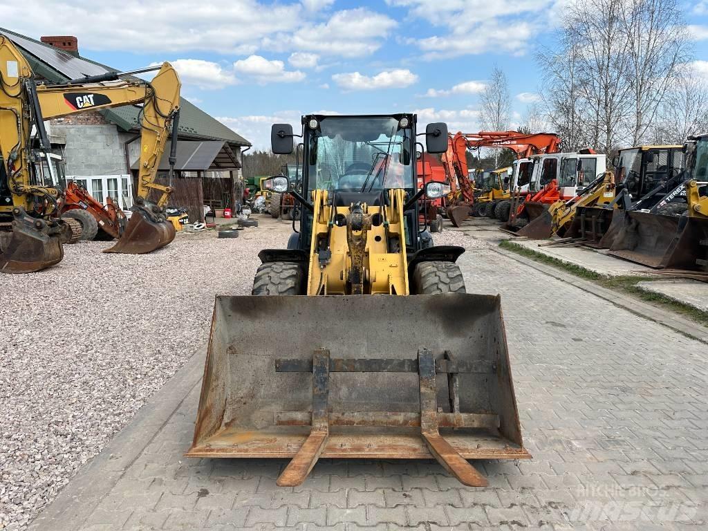 CAT 906 H 2 Pyöräkuormaajat