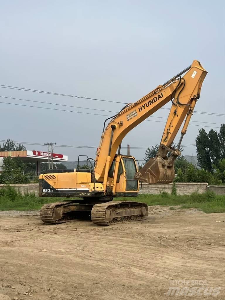 Hyundai R220-9S Telakaivukoneet