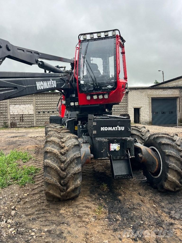Komatsu 901 XC Harvesterit