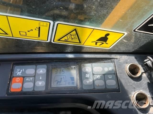 CAT 311 D Telakaivukoneet