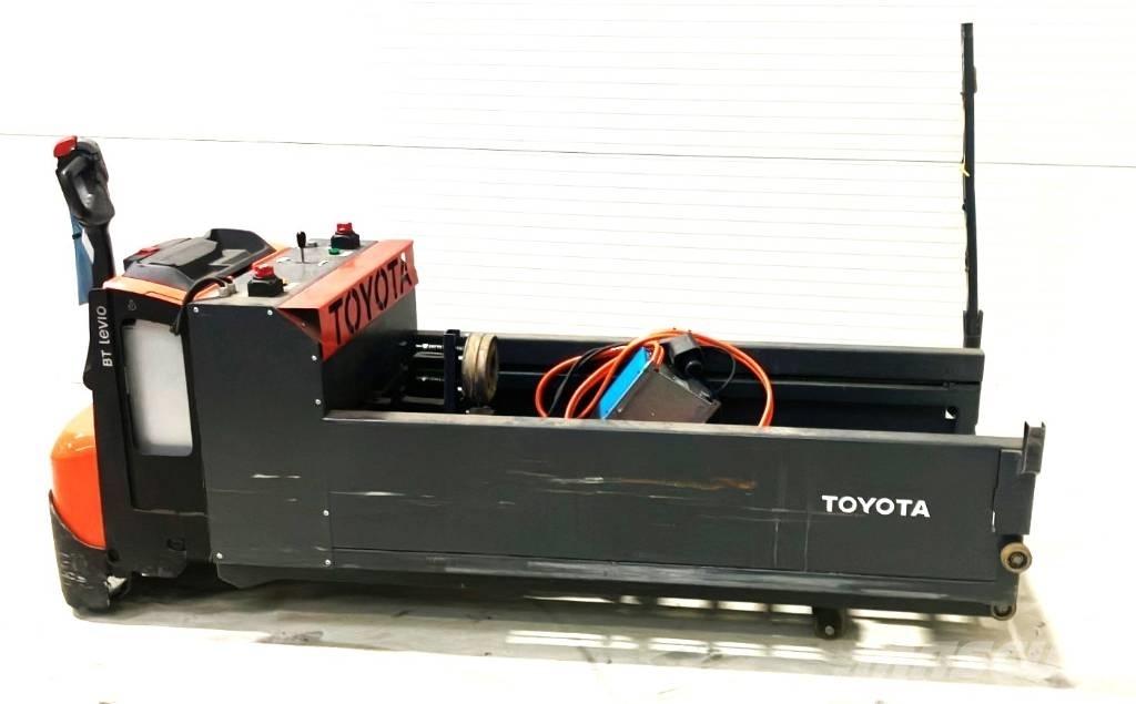 Toyota LWE200 + tugger Pumppukärryt