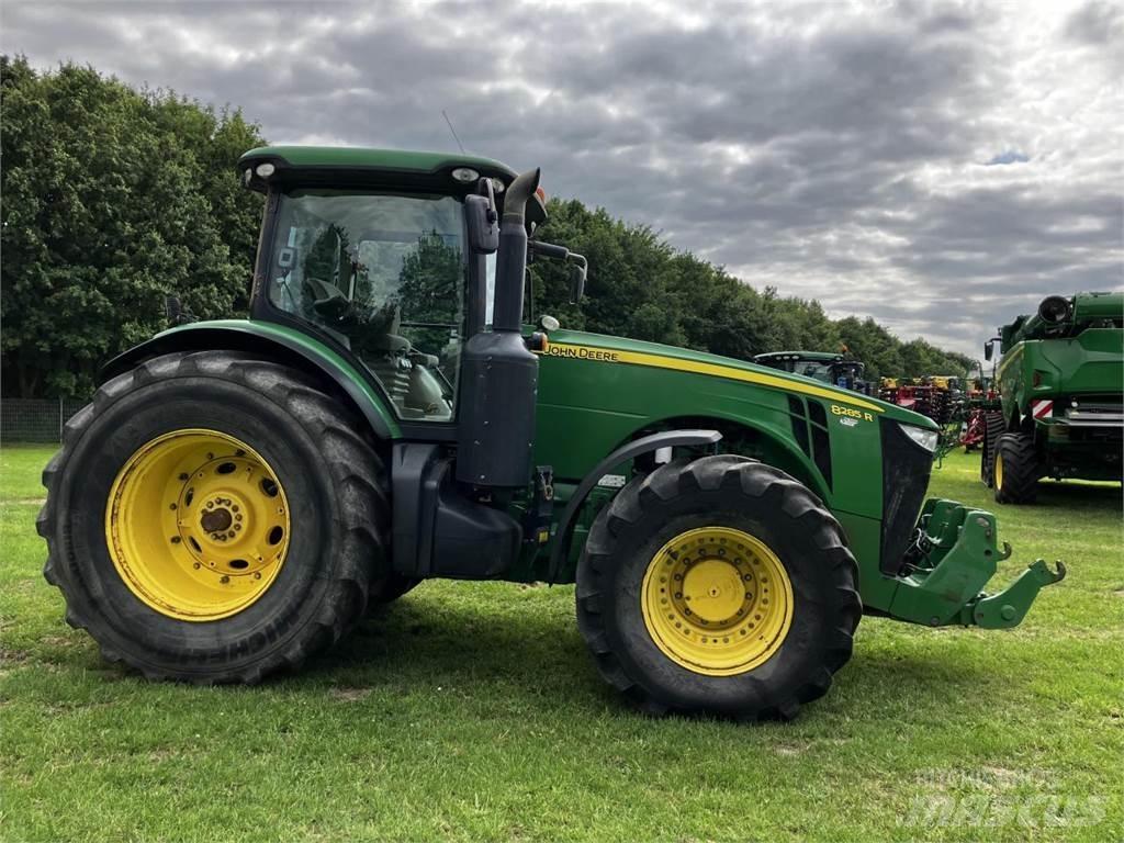 John Deere 8285R Traktorit