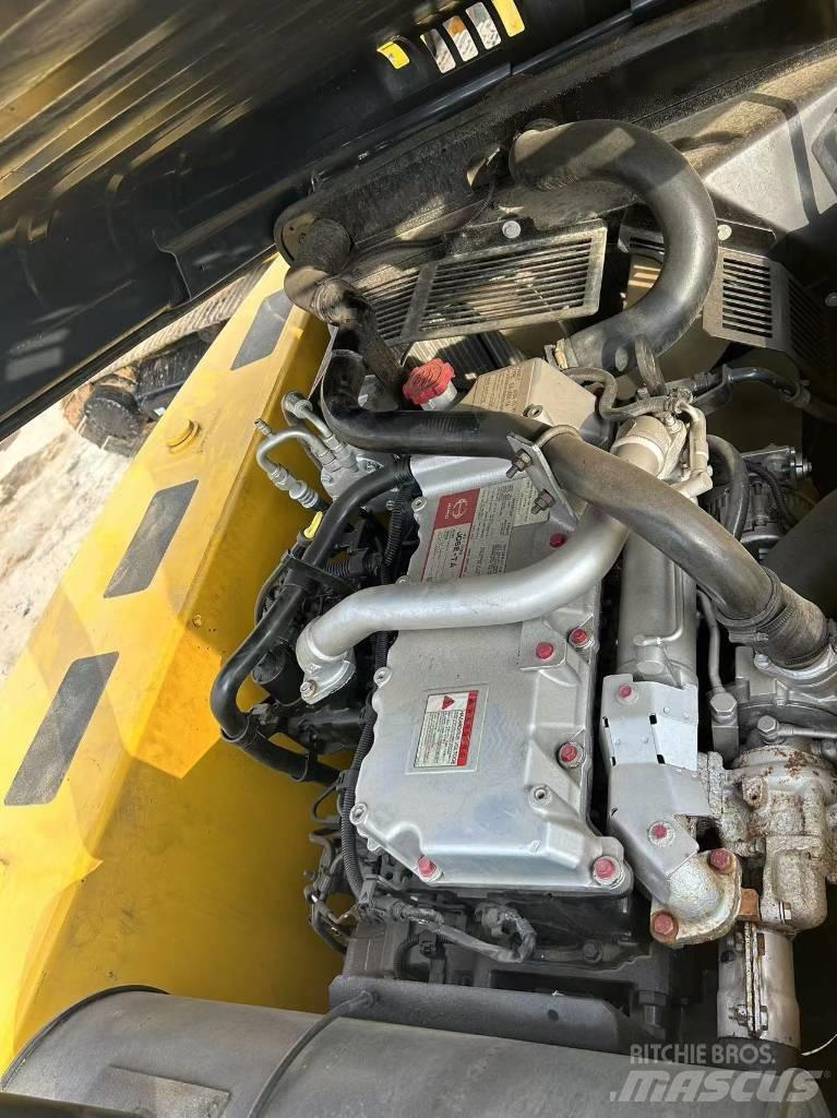 Kobelco SK 200D Telakaivukoneet