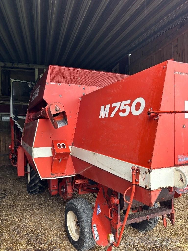 Deutz M750 Leikkuupuimurit