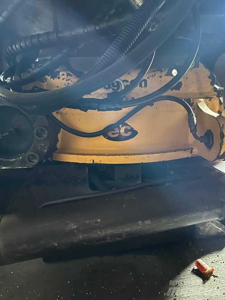 Engcon EC 214 Kauhanpyörittäjät