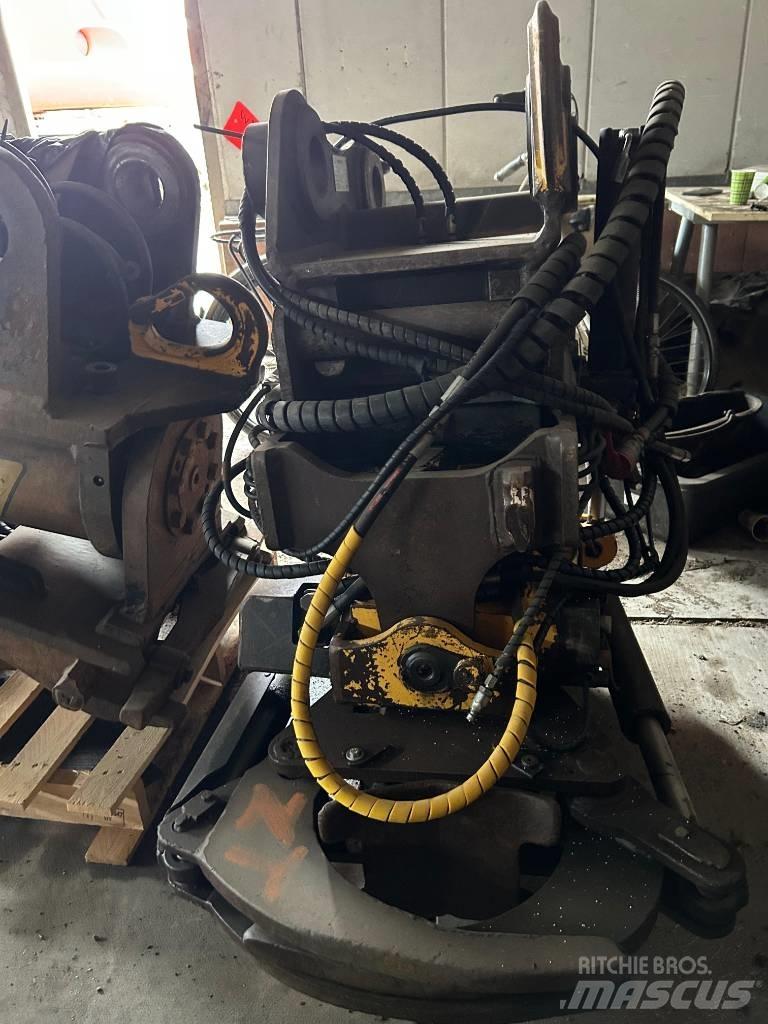 Engcon EC 214 Kauhanpyörittäjät