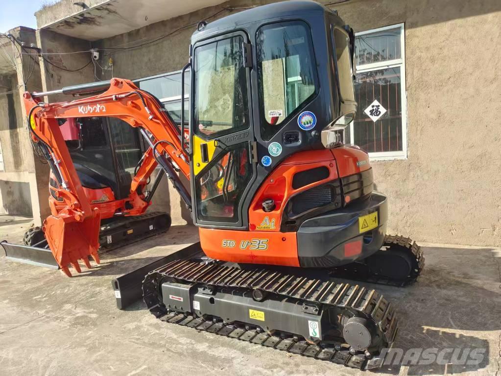 Kubota U35 Minikaivukoneet < 7t