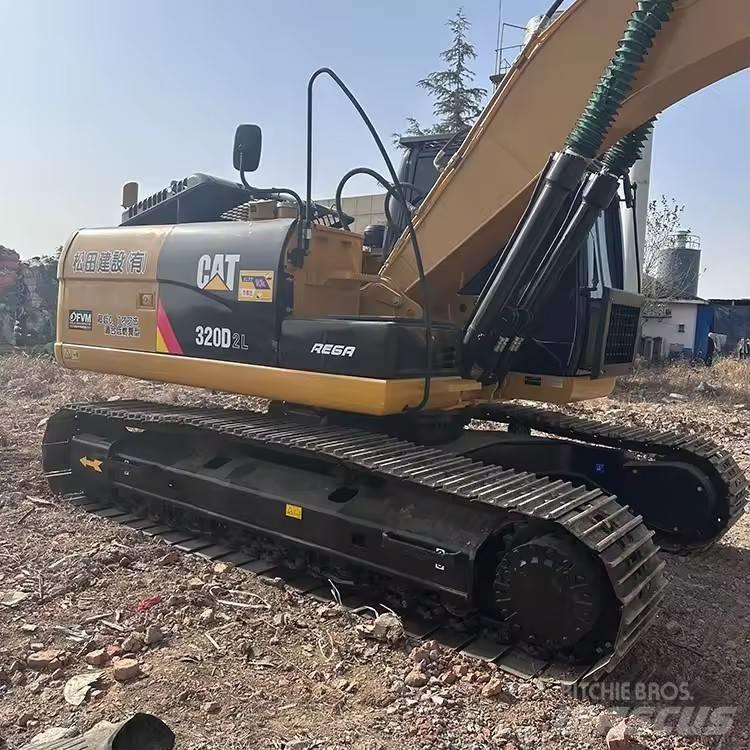 CAT 320 D2L Telakaivukoneet