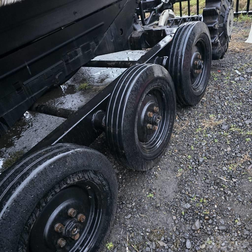 Kässbohrer PB 300 Rinnekoneet