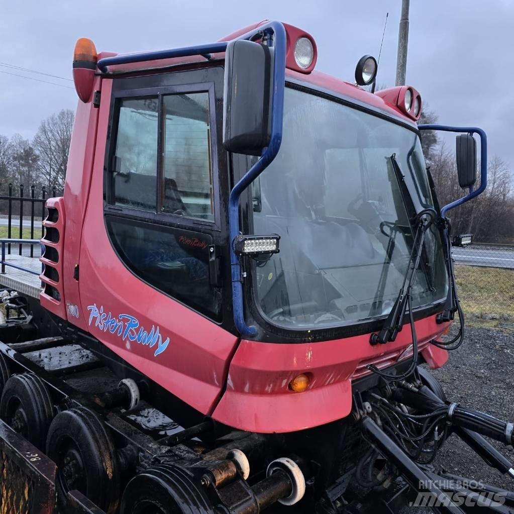 Kässbohrer PB 300 Rinnekoneet