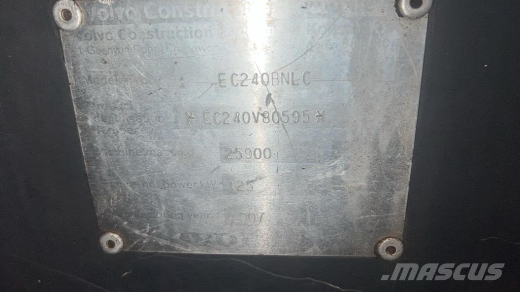 Volvo EC 240 B N LC Sähkö ja elektroniikka