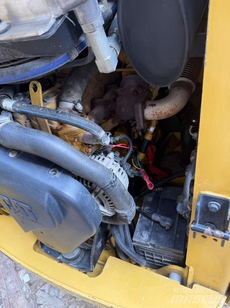 CAT 226 B 3 Liukuohjatut kuormaajat